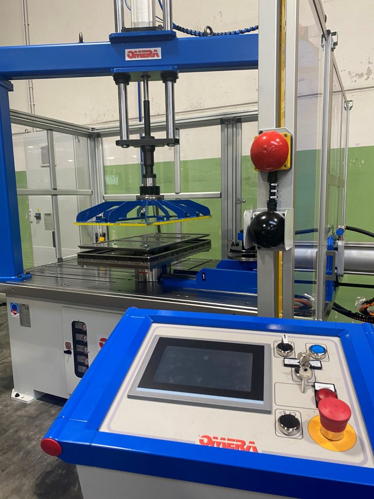 Rifilatrice-bordatrice Omera